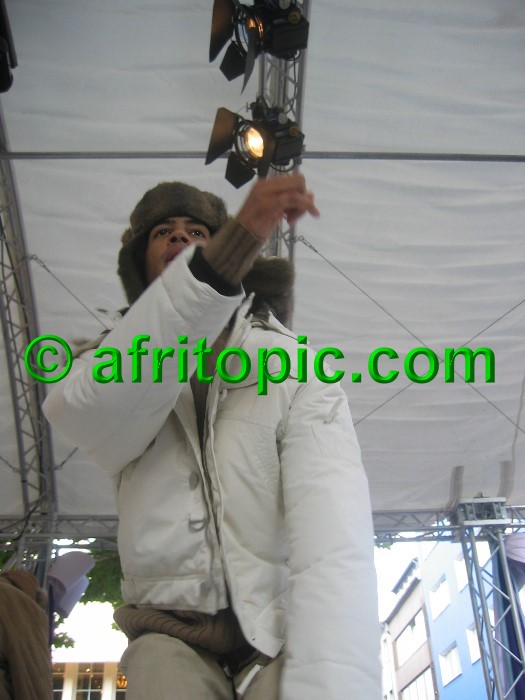 ../Images/Krefeld-Strssenmodenschau-2005 158.jpg